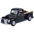 Timeless Legends - 1:24 Scale 1940 Ford Pickup Black (Model Vehicle)