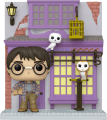 Harry Potter - Madam Malkins Owl Emporium With Harry Diagon Alley Deluxe (Pop! Vinyl)